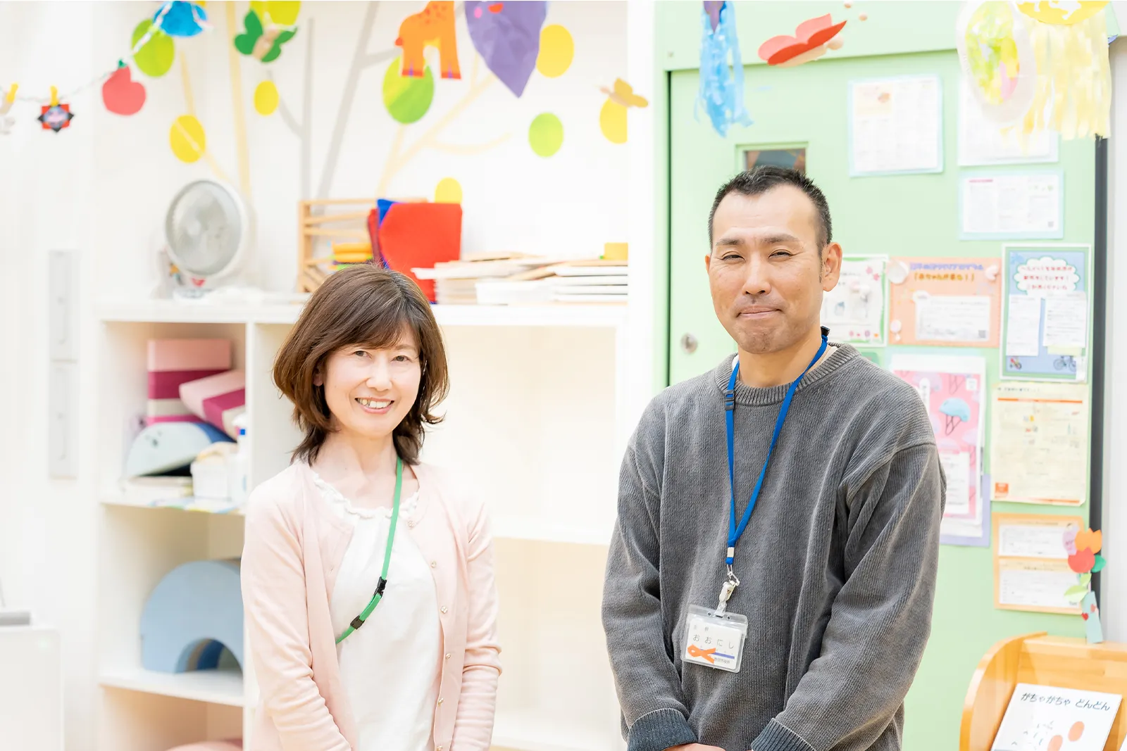 インタビューにご協力いただいた吉田さん（「てしまの森」運営責任者）、大西さん（池田市子育て支援課）