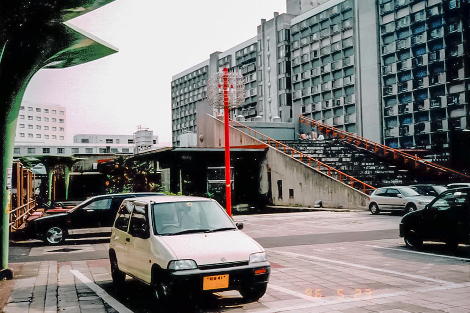 ヤングタウン外観