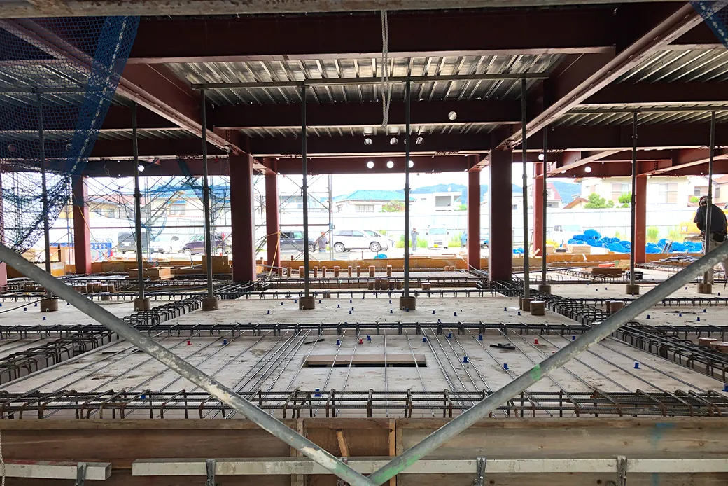 建替工事の様子