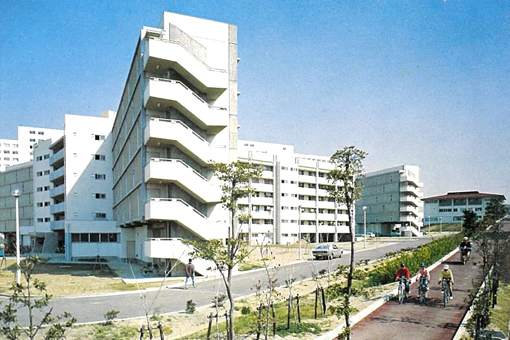 雇用促進事業団泉北丘陵宿舎