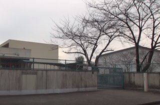 最寄り小学校の「茶山台小学校」へは徒歩約１０分