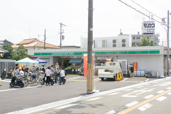 「ローソンストア100 枚方村野本町店」へは徒歩約5分。