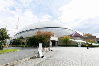 東和薬品ラクタブドーム（大阪府立門真スポーツセンター）