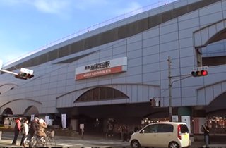 南海本線「岸和田」駅。難波へは急行乗車で約２６分