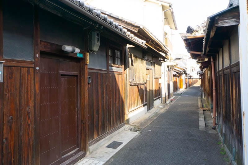 古民家が連なる風景