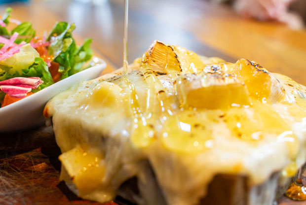 くずはモール チーズと生はちみつ BeNe