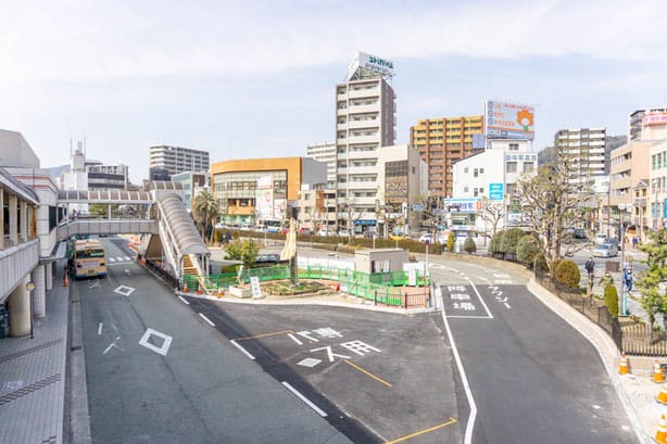 阪急池田駅店 ロータリー