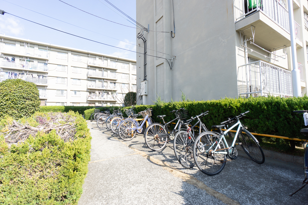 加守団地:駐輪場