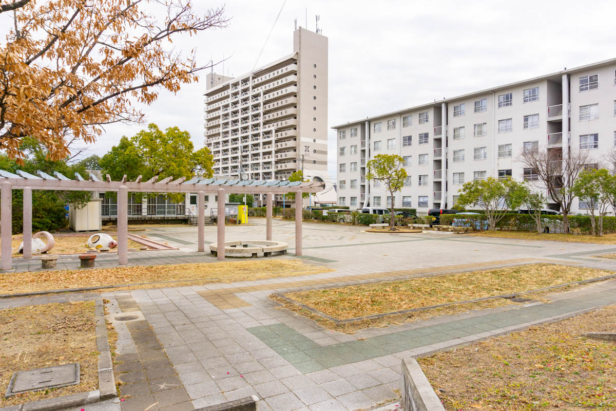 晴美台団地:公園