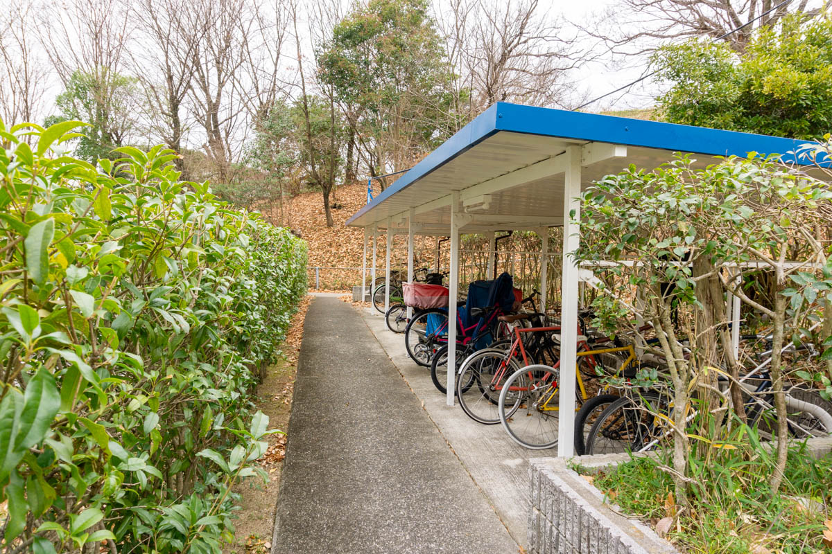 茶山台B団地:駐輪場