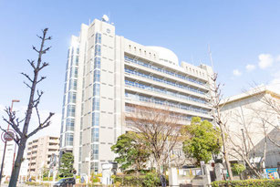 八尾市役所