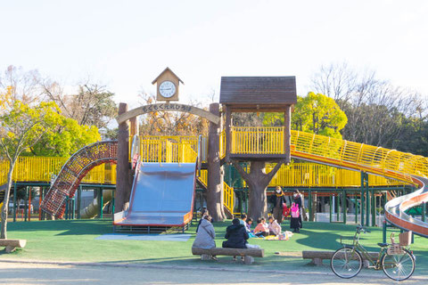 久宝寺緑地 公園内の遊具