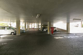 OPH大浜:駐車場