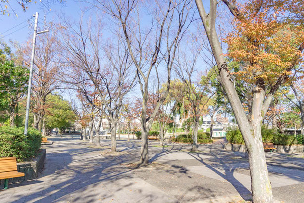 初本町公園