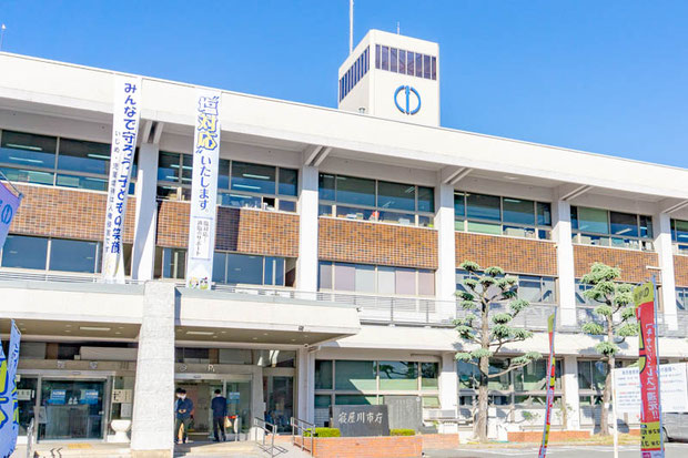 寝屋川市役所