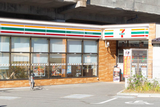 セブンイレブン 寝屋川八坂町西店