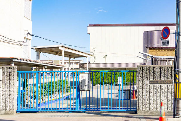 寝屋川市立中央小学校