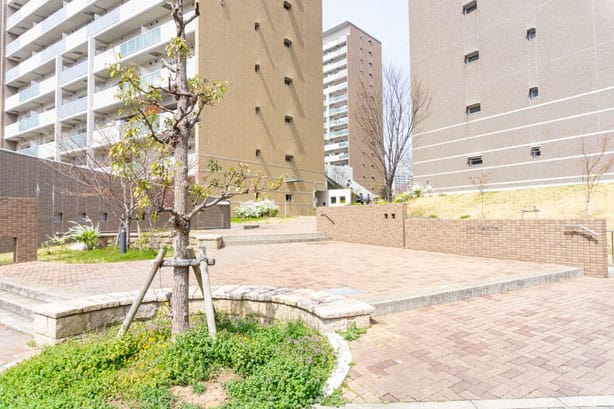 ＯＰＨ千里佐竹台Ⅱ内芝生広場