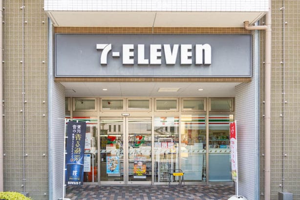 セブン-イレブン 南千里駅前店
