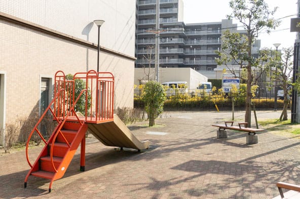 OPH千里西町緑地内公園