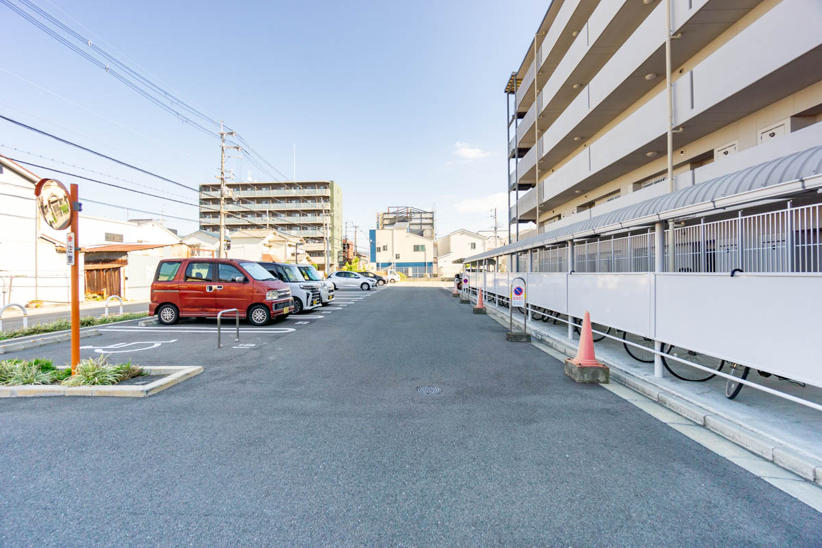 ＯＰＨ長瀬さくらテラス：駐車場