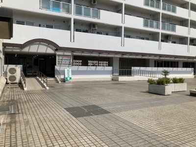 店舗共用出入口